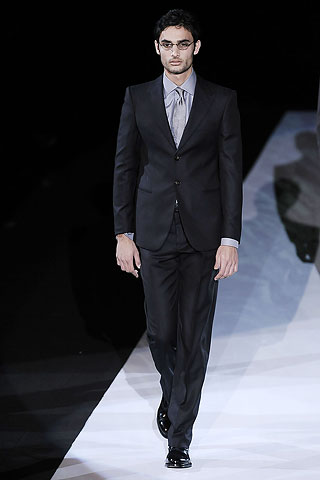 Giorgio Armani / - 2009-2010